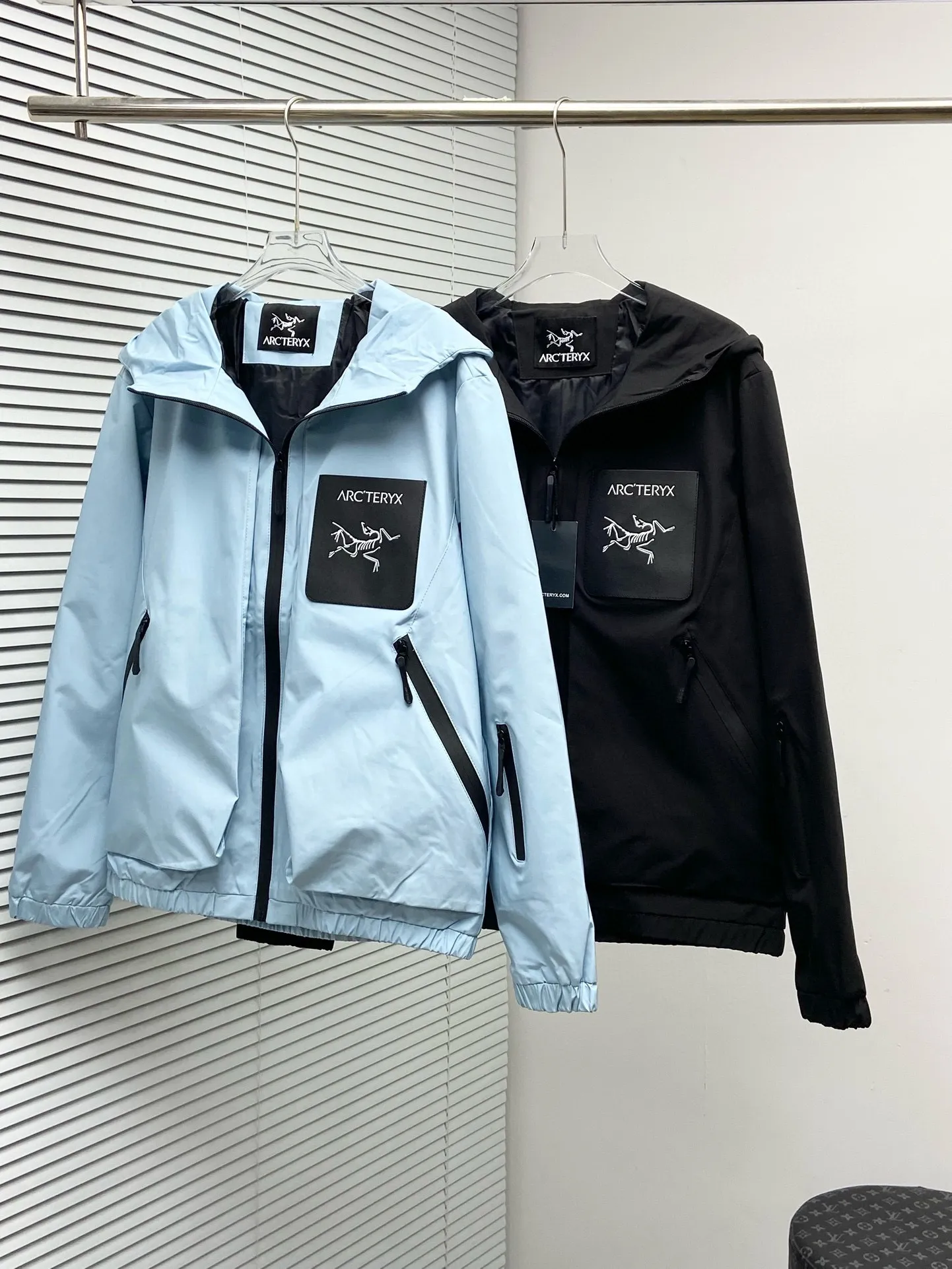 Same Style， ， 2026 New Arrival ， Original Premium Breathable ， ， ， Quality。 ， Sizes：M～3XL，